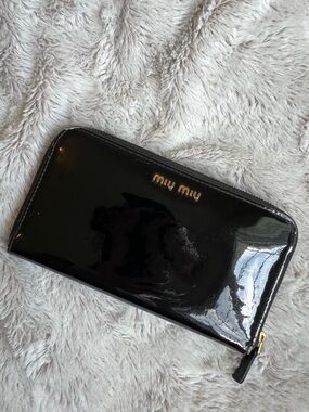 Miu Miu Black Patent Zip Wallet with Gold Logo